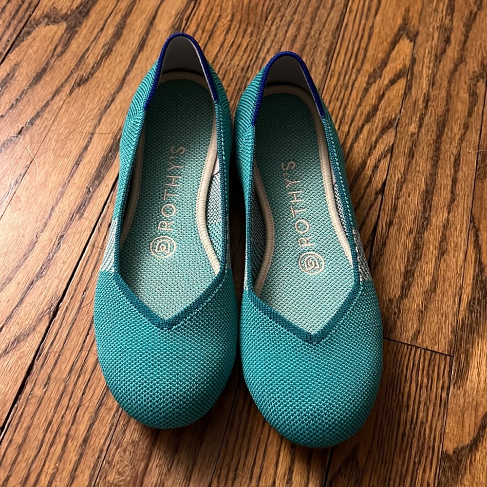 Real green Rothy’s. Size 6